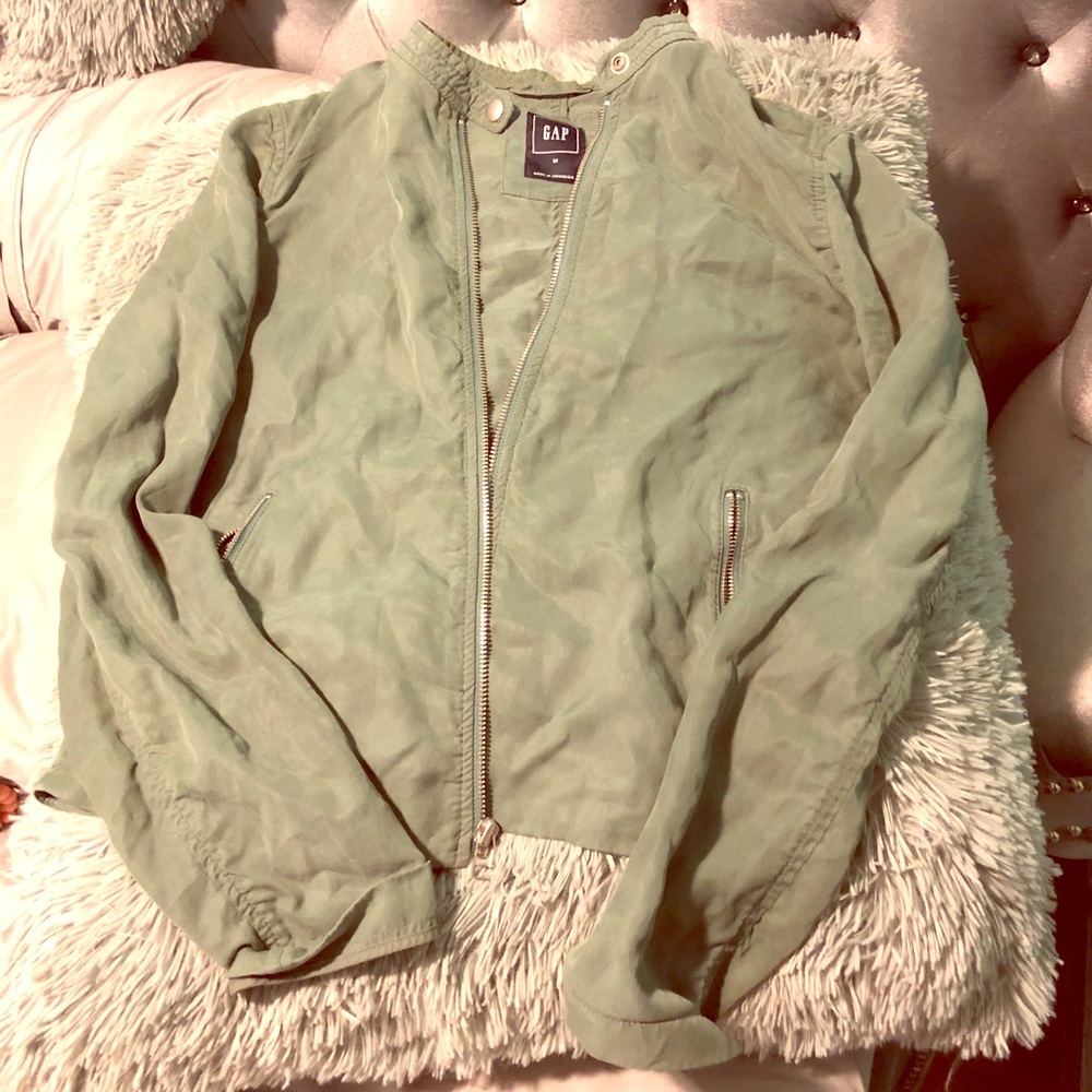 Lightweight Olive Green Jacket